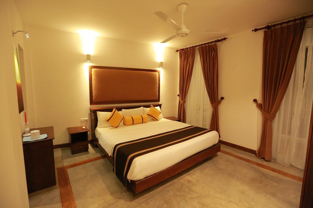 Refresh Hotel Hikkaduwa Habitación foto